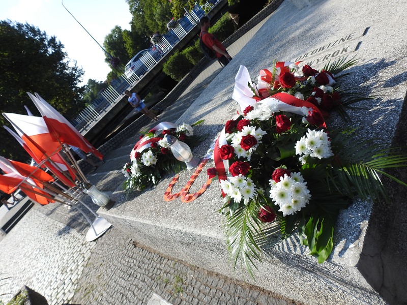 Ilustracja do informacji: 74. rocznica Powstania Warszawskiego w Międzyrzeczu 