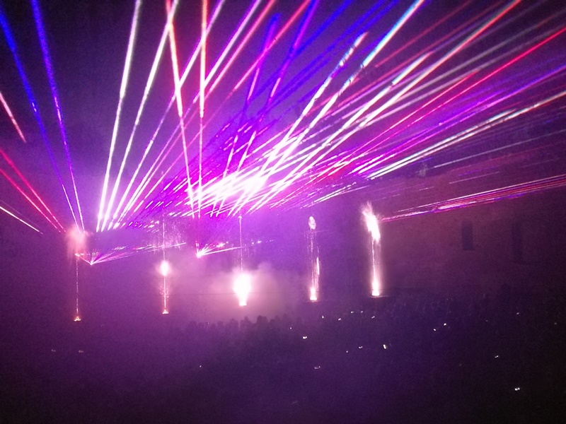 Ilustracja do informacji: Festiwal Światła i I Zlot Foodtrucków w Międzyrzeczu