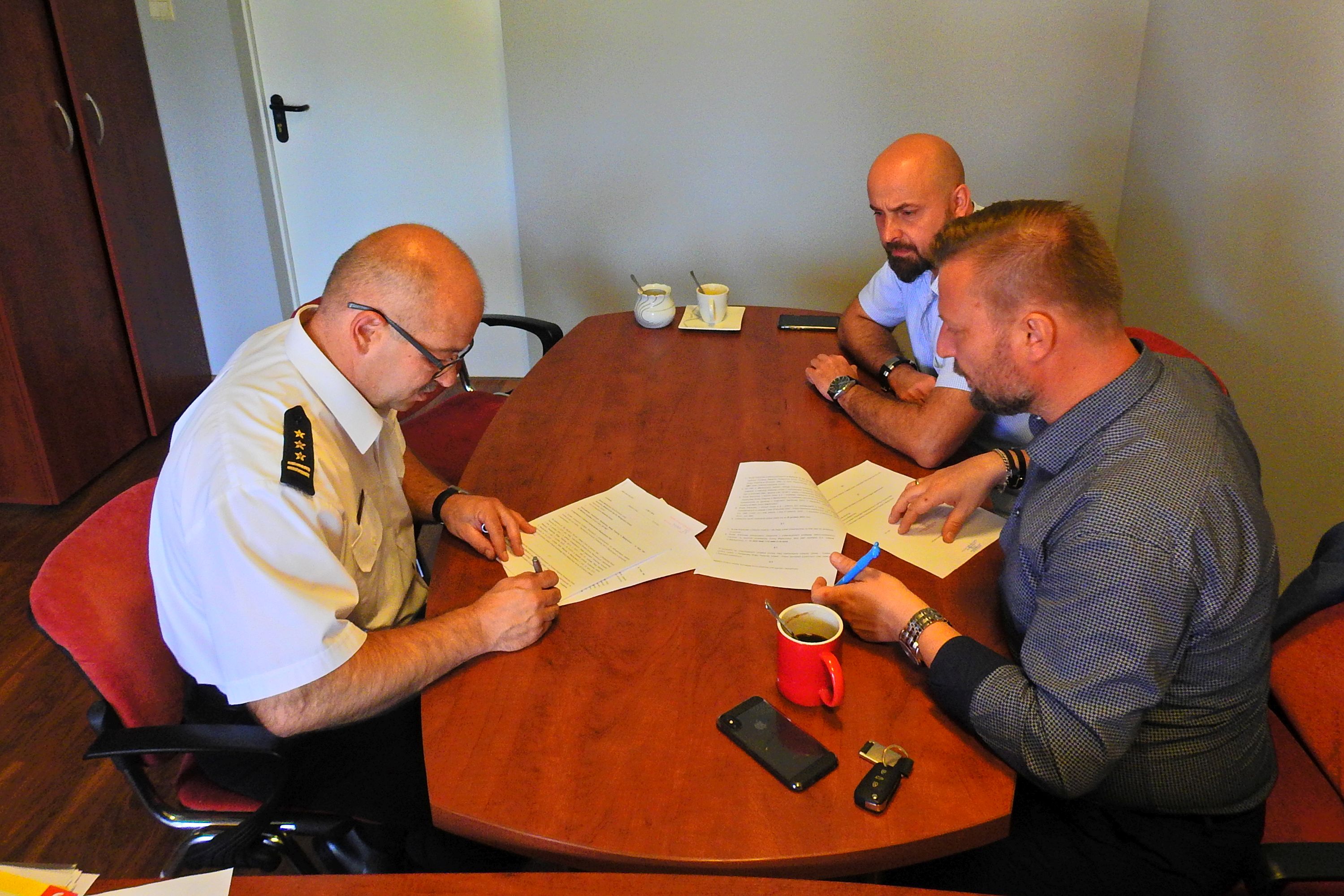 Ilustracja do informacji: Miasto pomaga strażakom