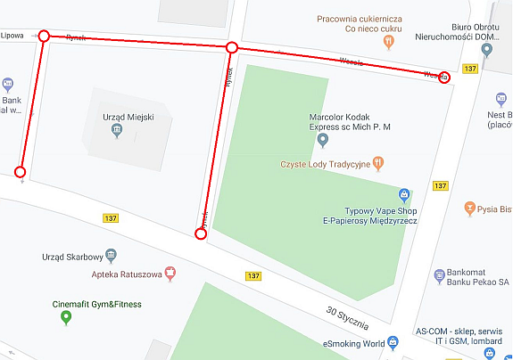 Ilustracja do informacji: Uwaga: Zmiana organizacji ruchu wokół ratusza i na ul. Wesołej przedłużona do poniedziałku