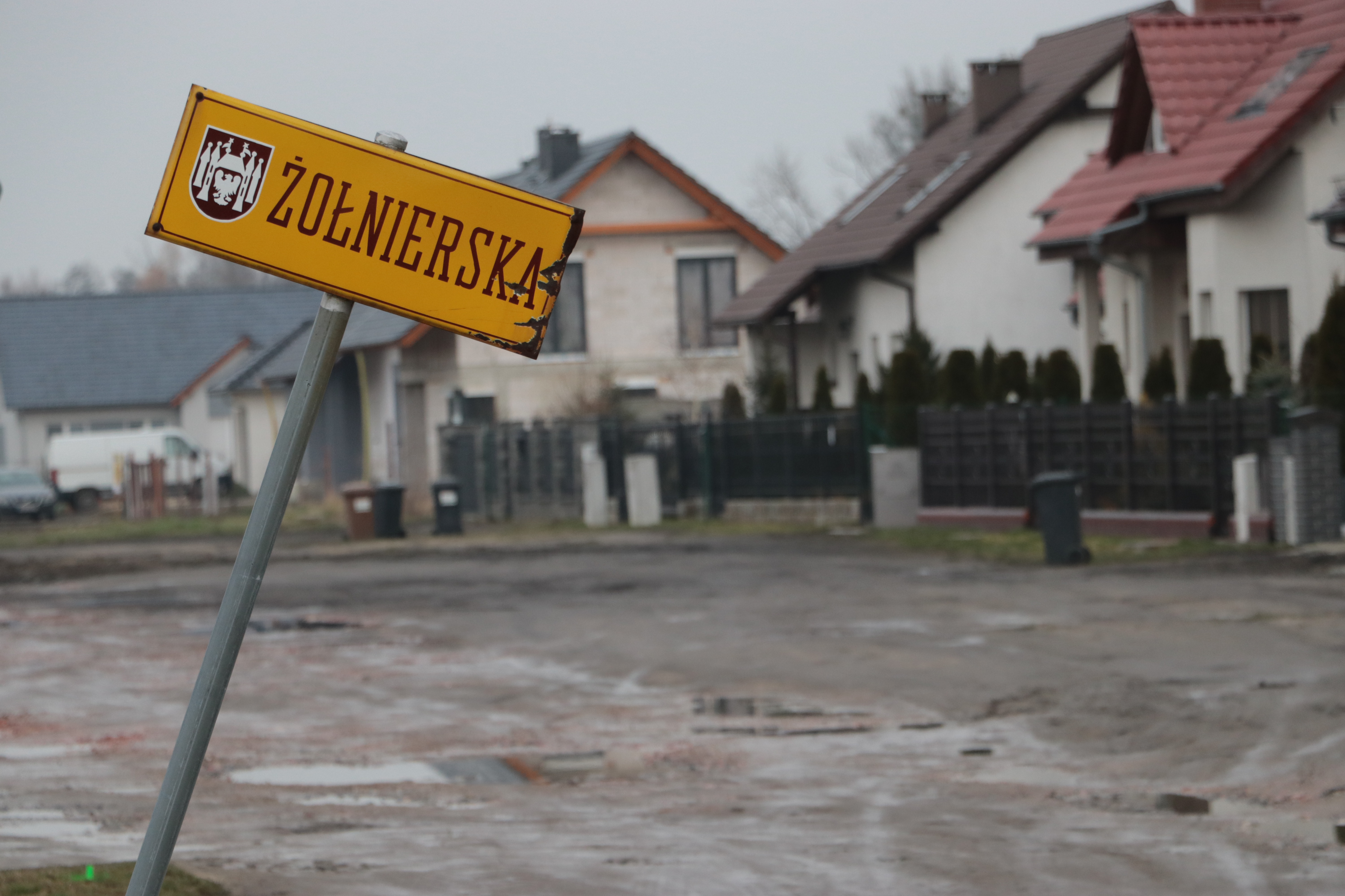 Ilustracja do informacji: Łopaty poszły w ruch. Ruszyła budowa czterech dróg