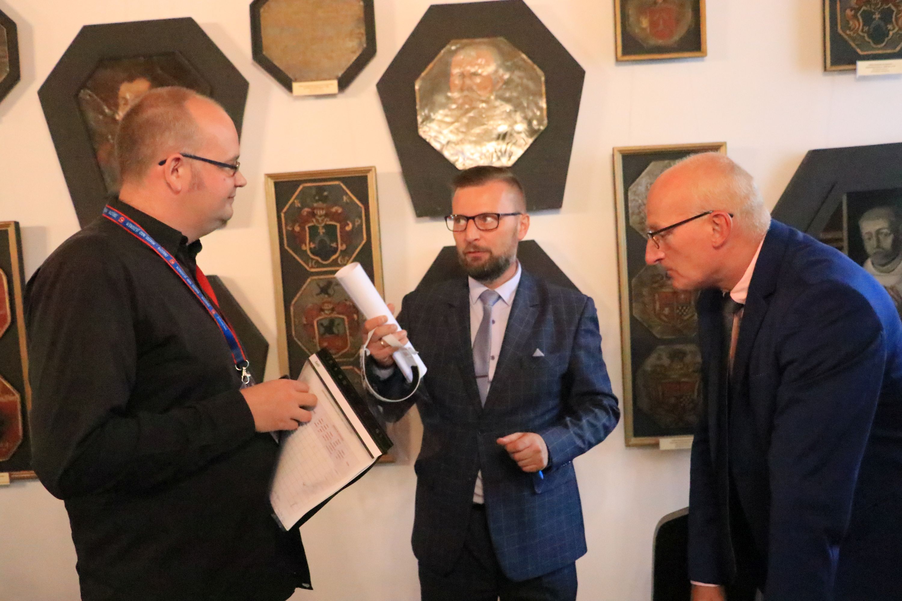 Ilustracja do informacji: Ratowanie jeziora należy zacząć od odbudowy jazu na Obrze