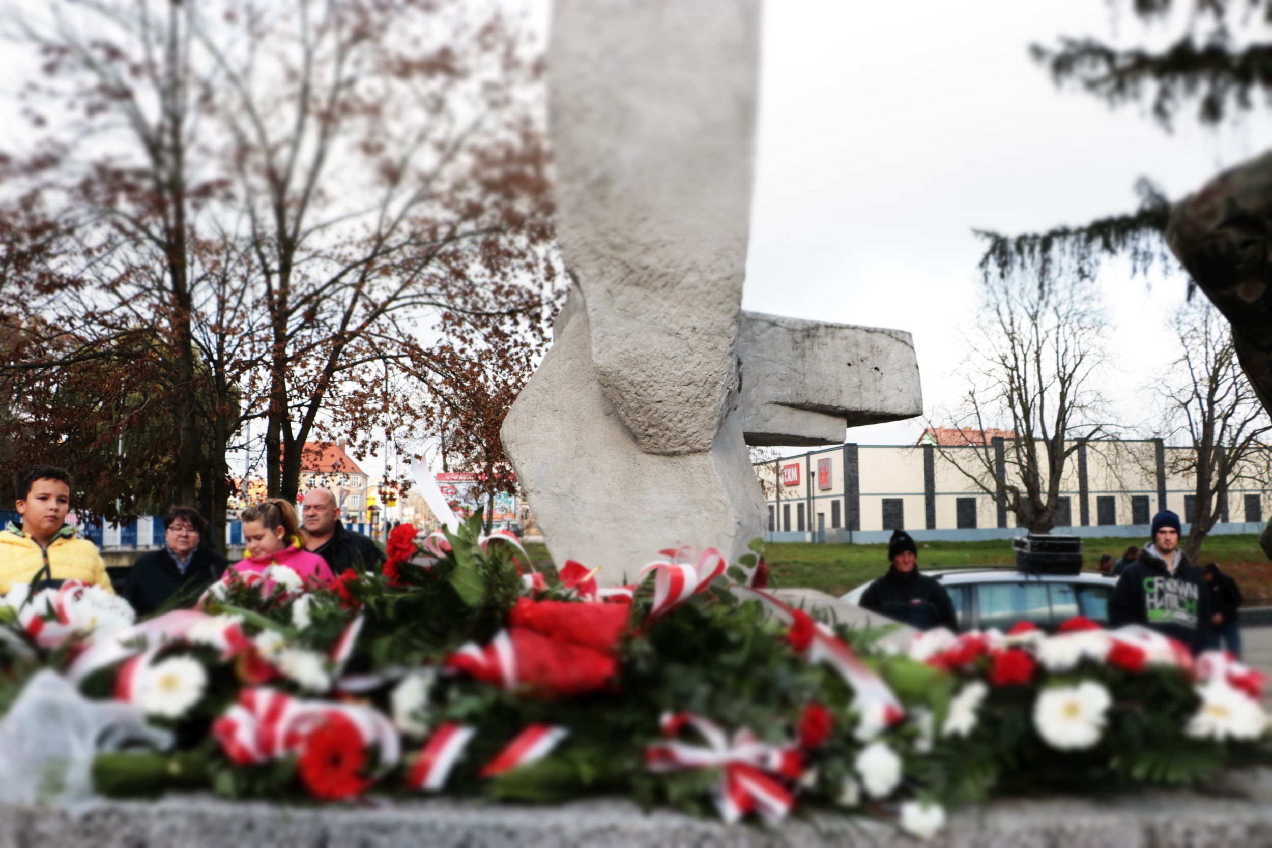 Ilustracja do informacji: Nie będzie oficjalnych obchodów Narodowego Święta Niepodległości