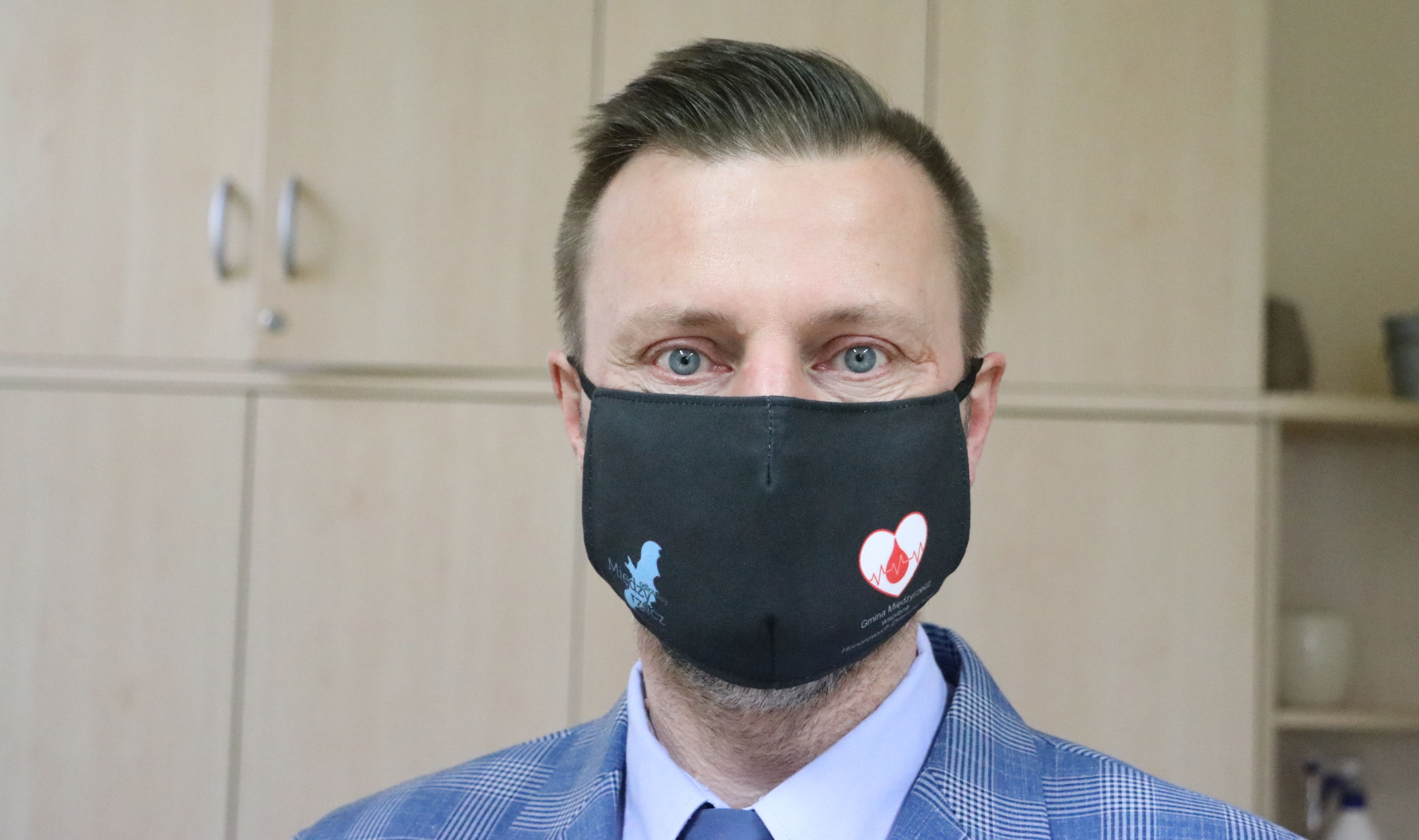 Ilustracja do informacji: Miasto zakupiło maseczki dla Honorowych Dawców Krwi