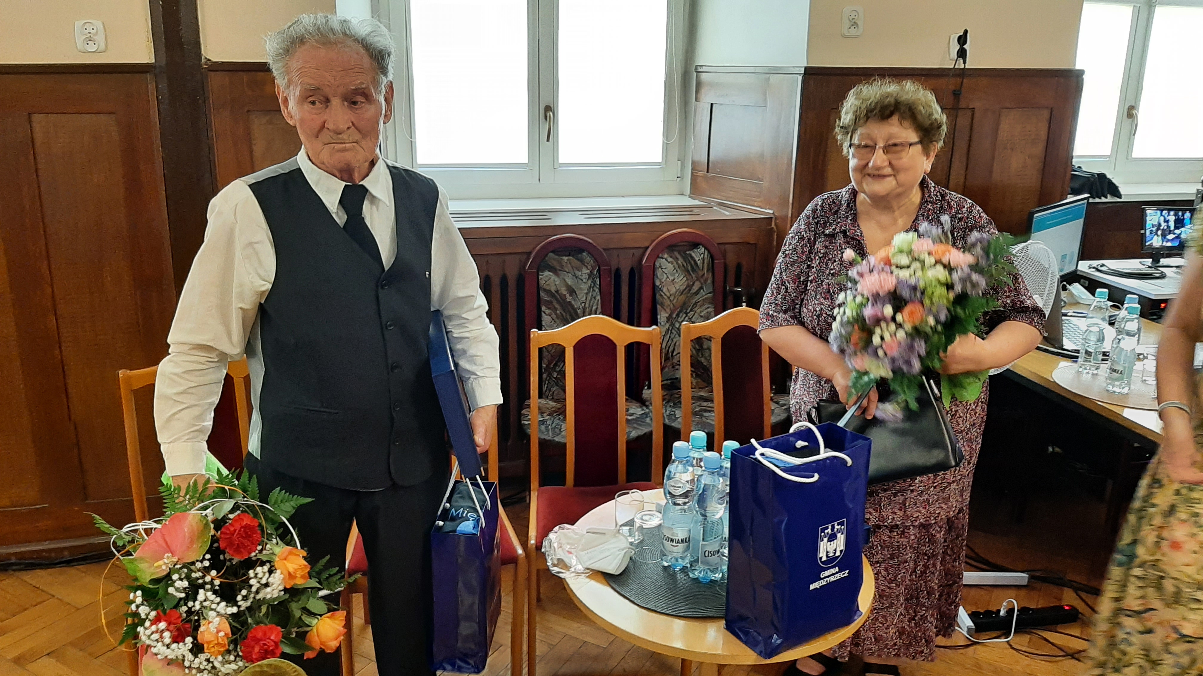 Ilustracja do informacji: Zasłużeni dla Gminy Międzyrzecz – Hanna Augustyniak i Martin Meissner