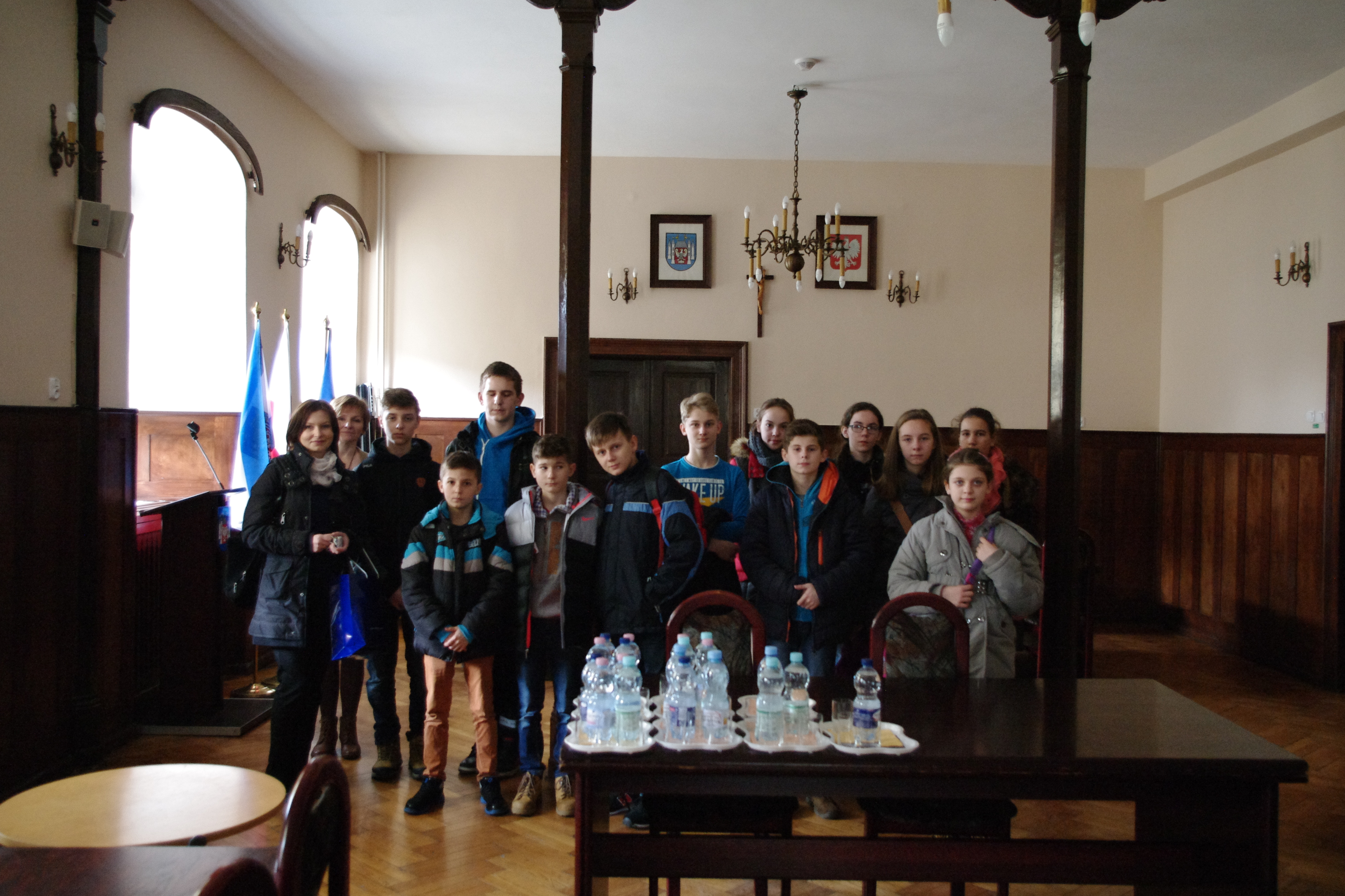 Ilustracja do informacji: Uczniowie Szkoły Podstawowej w Bukowcu z wizytą w międzyrzeckim ratuszu
