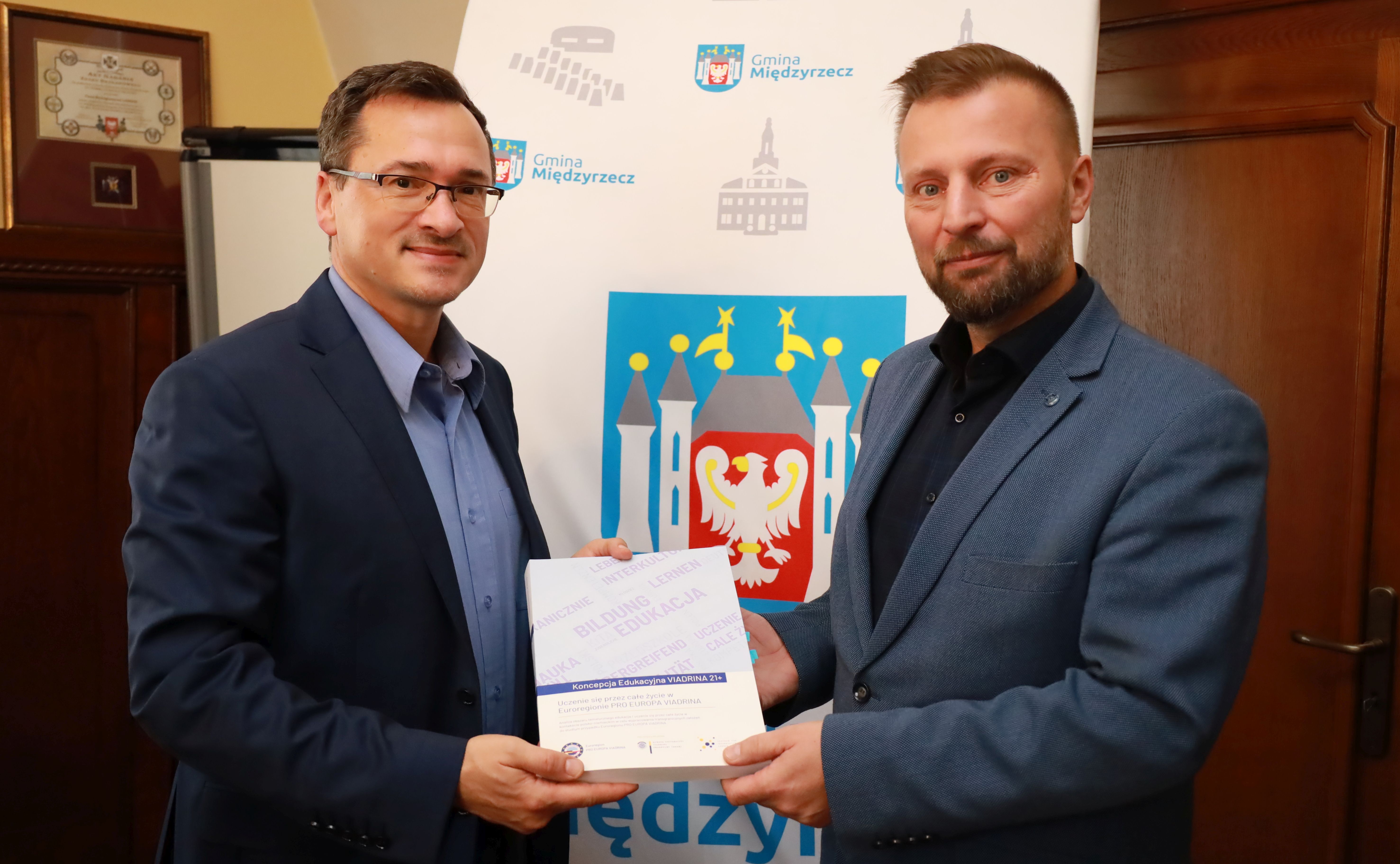 Ilustracja do informacji: Gmina współpracuje, młodzież zyskuje