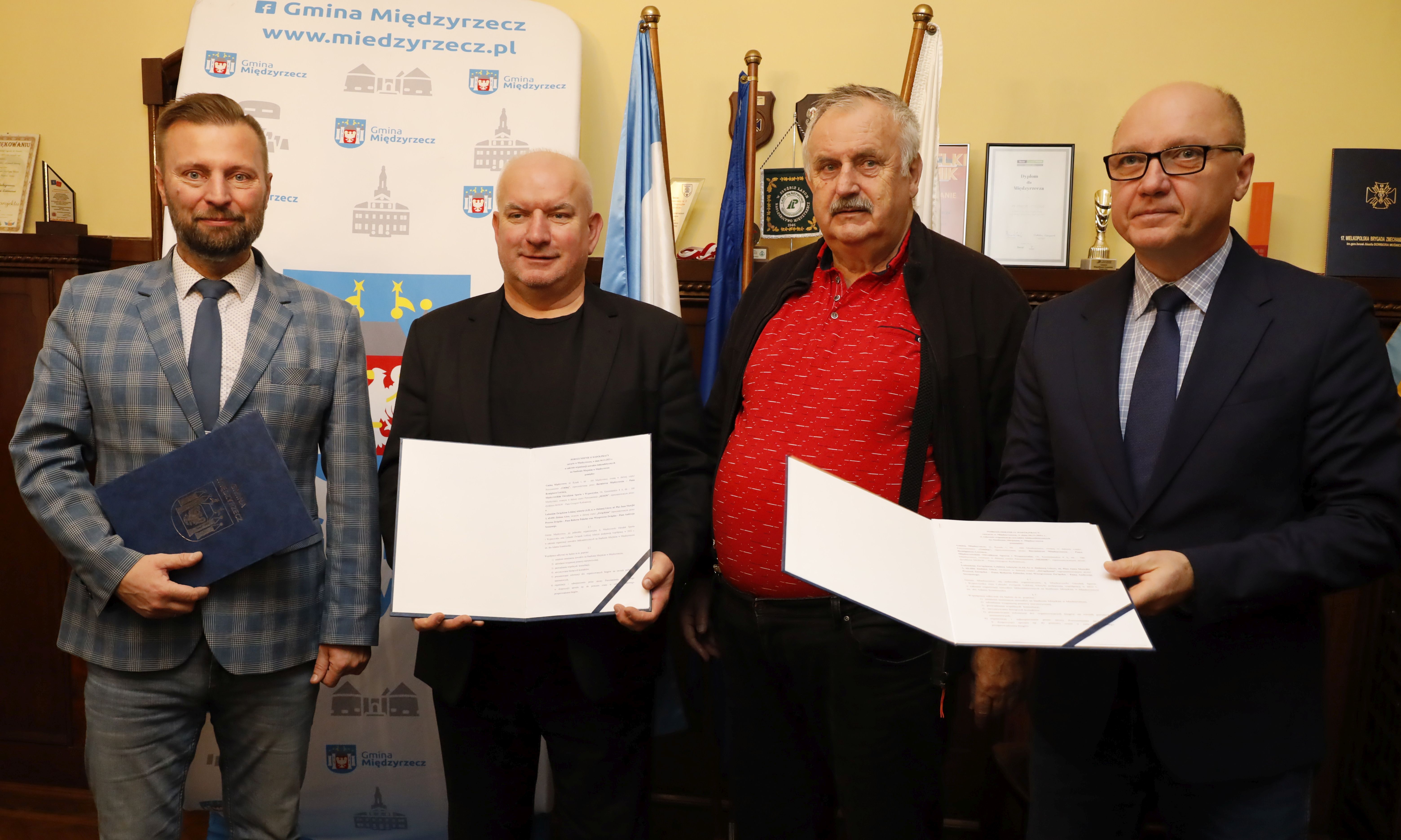 Ilustracja do informacji:  Sportowy i jakościowy skok w przyszłość 