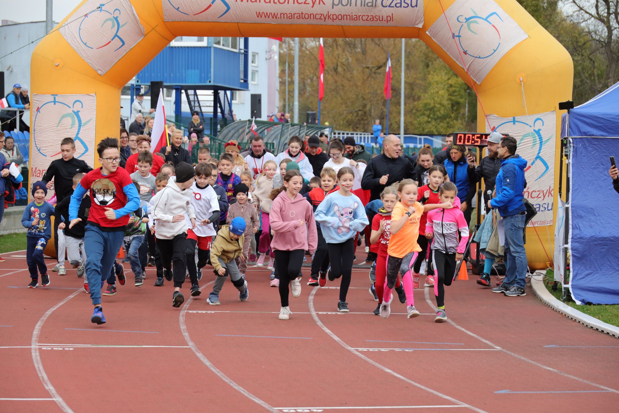 Ilustracja do informacji: Dzieci pobiegły dla Niepodległej