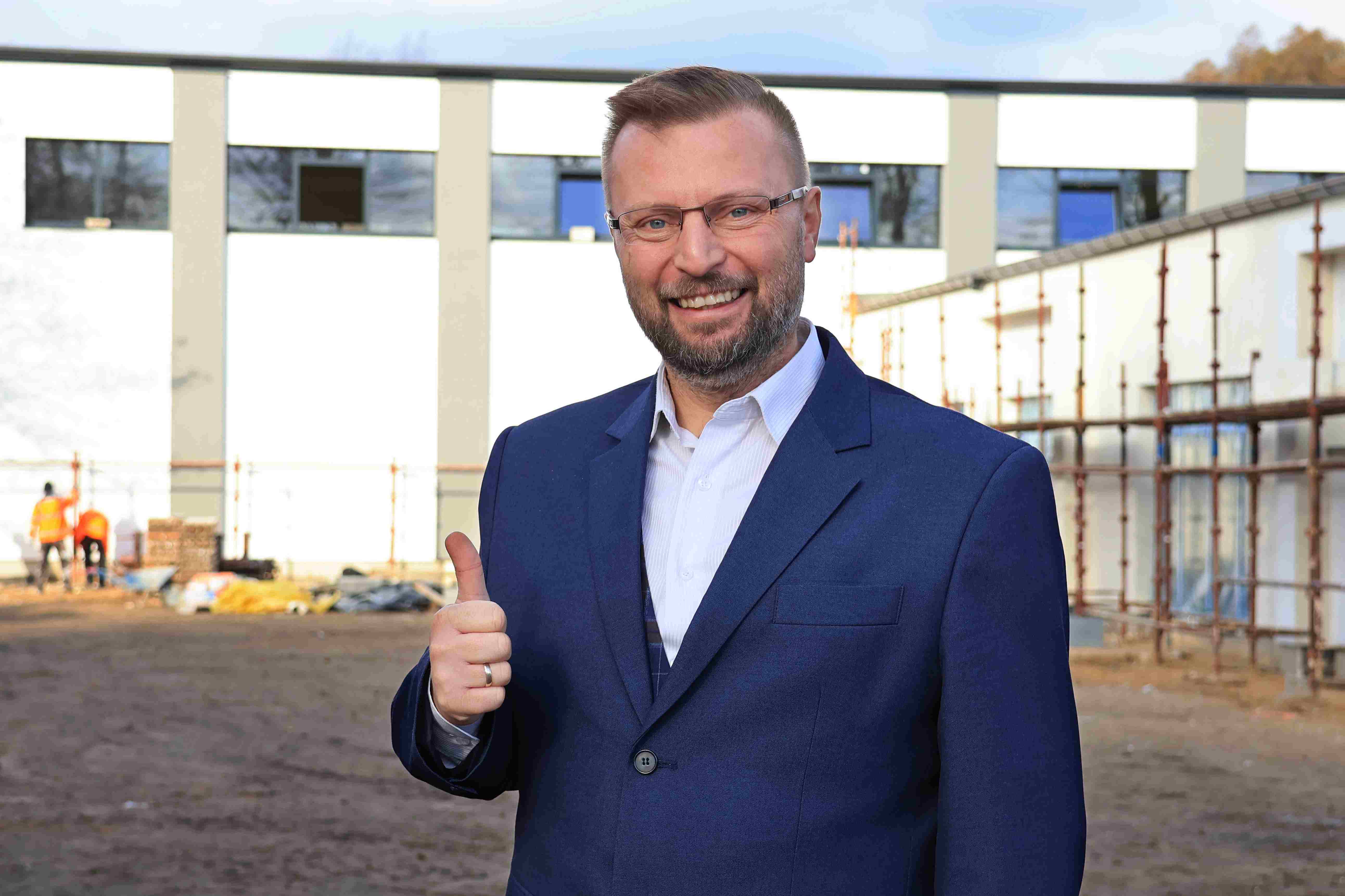 Ilustracja do informacji: Sala na ostatniej prostej