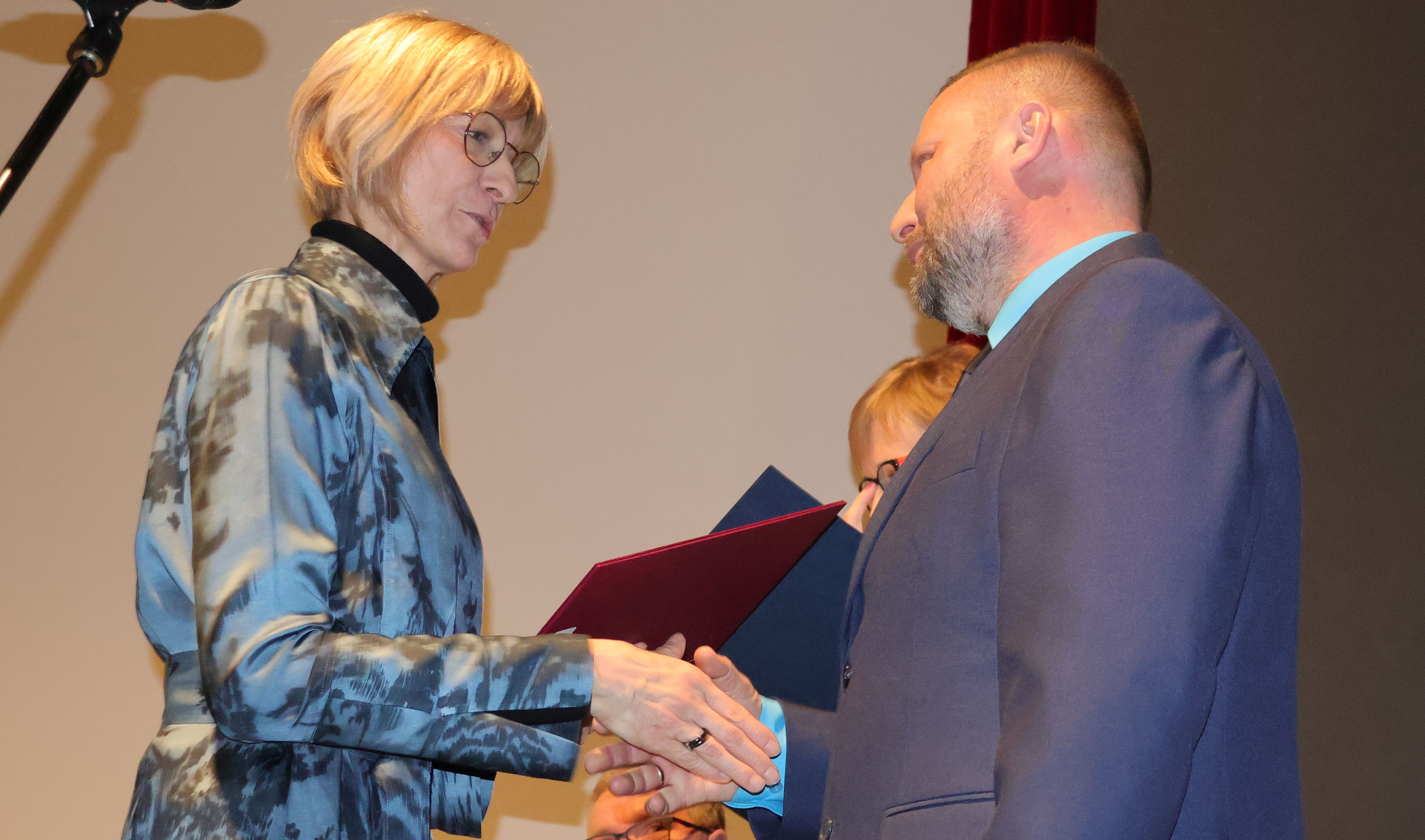 Ilustracja do informacji: Światowy Dzień Świadomości Autyzmu