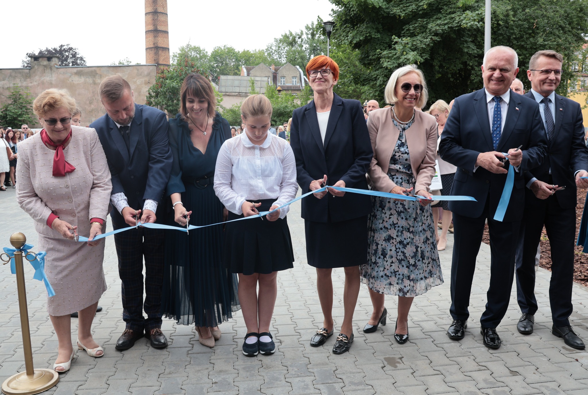 Ilustracja do informacji: Jedynka z patronką i nową salą sportową