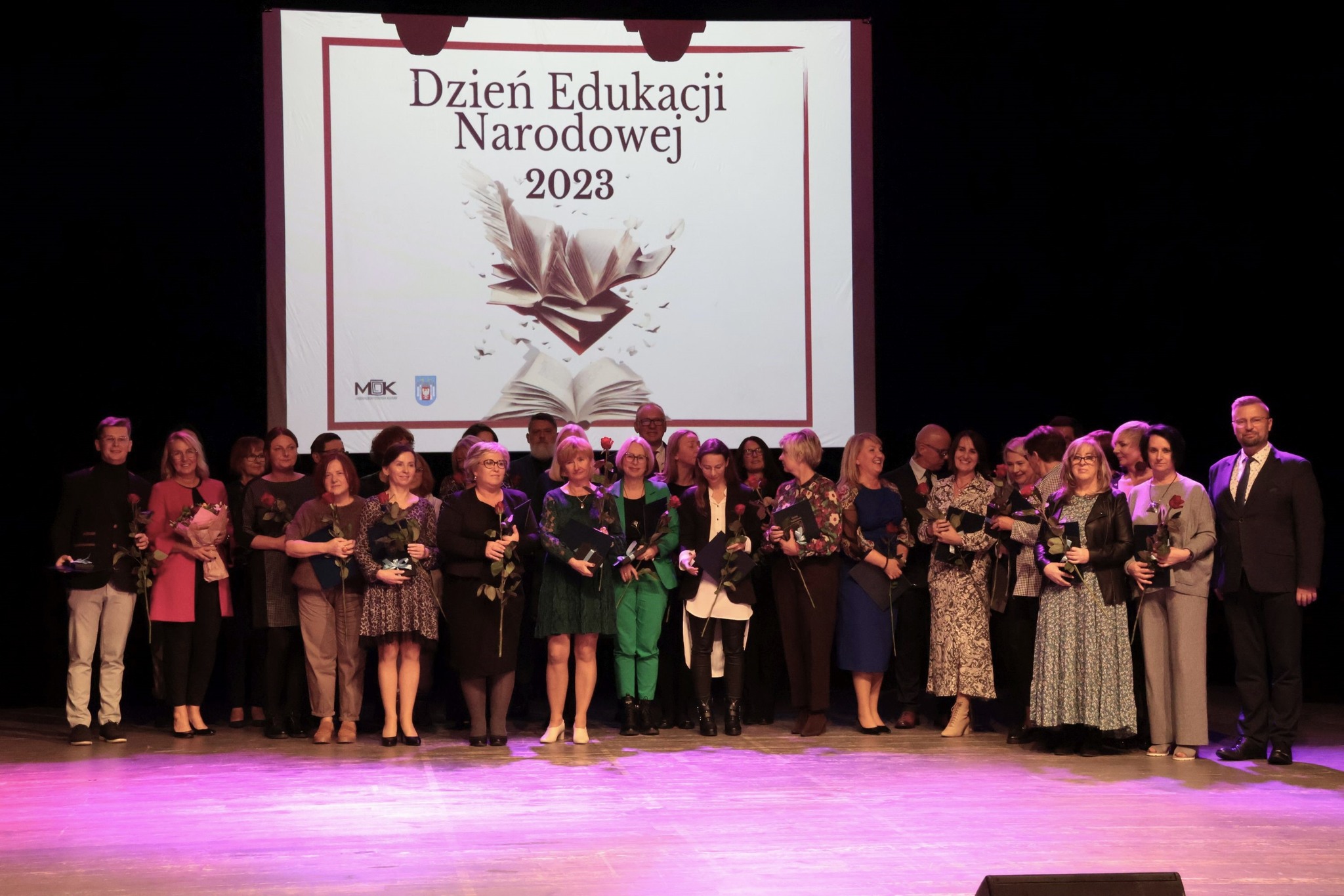Ilustracja do informacji: Obchody Dnia Edukacji Narodowej