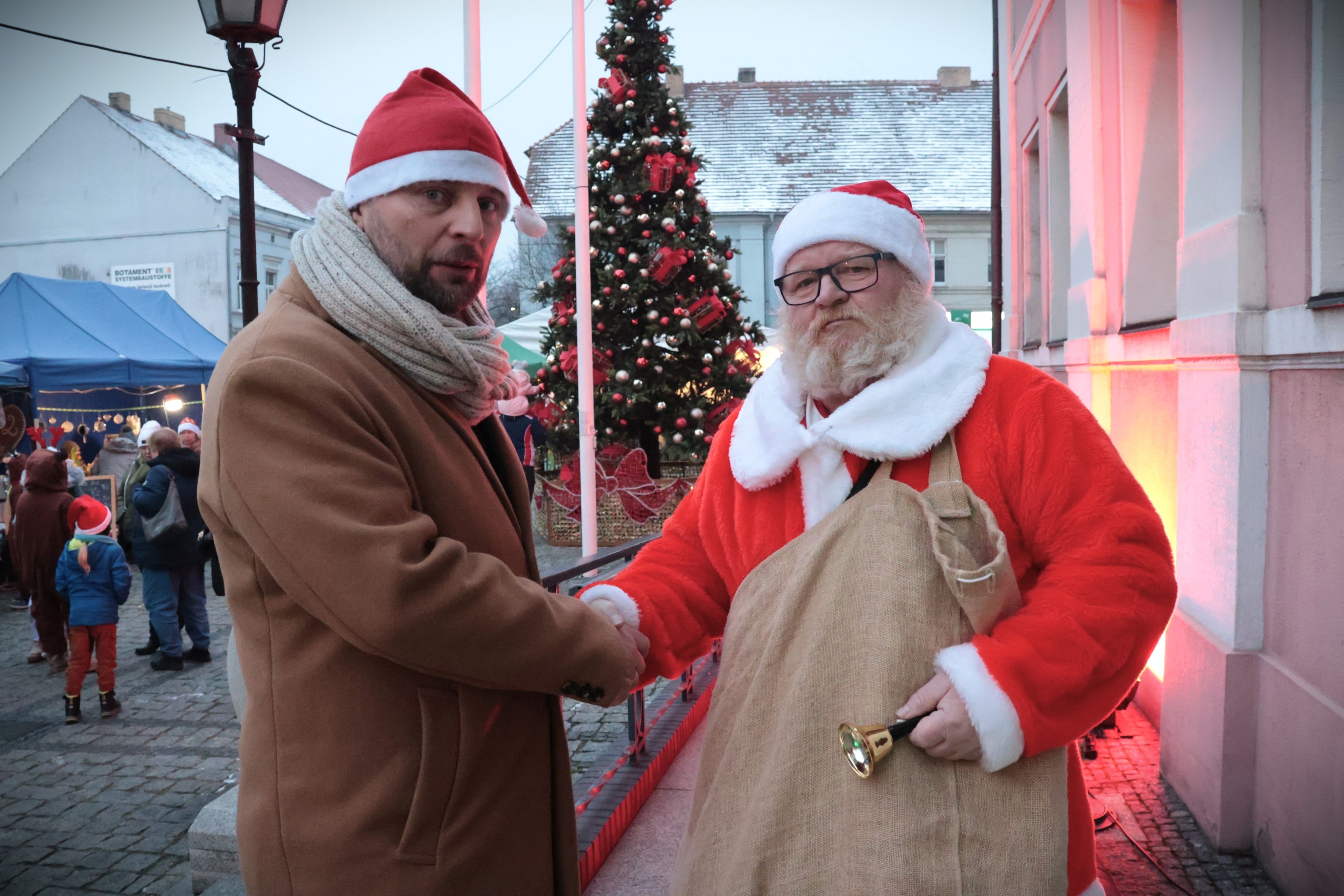 Ilustracja do informacji: Magia Świąt Bożego Narodzenia na Jarmarku Mikołajkowym