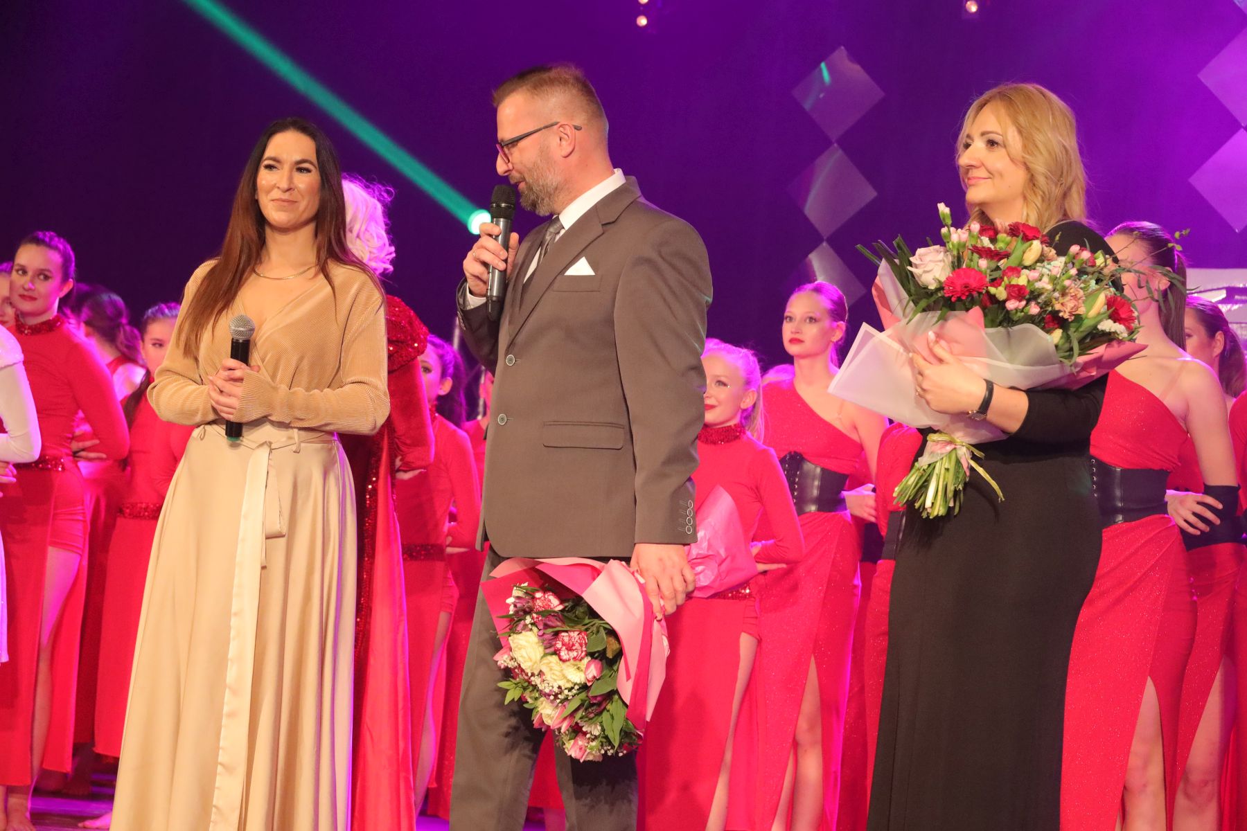 Ilustracja do informacji: Złotka zabłysnęły jak gwiazdy największego formatu