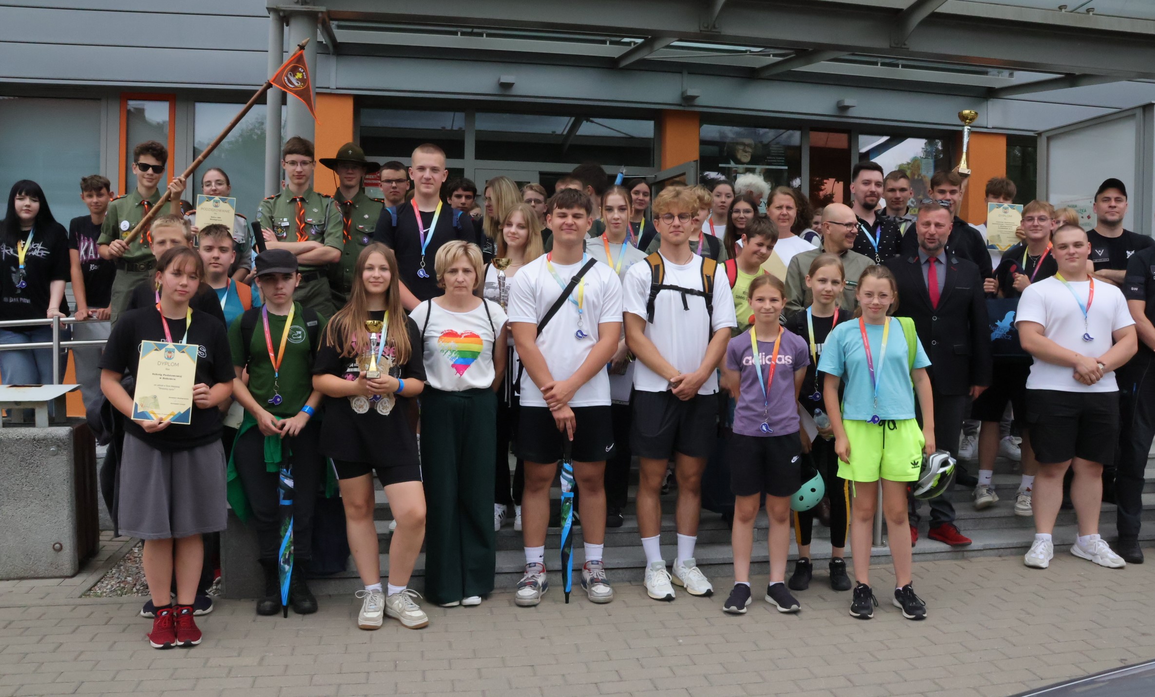 Ilustracja do informacji: Gra z adrenaliną i… pysznymi hamburgerami!