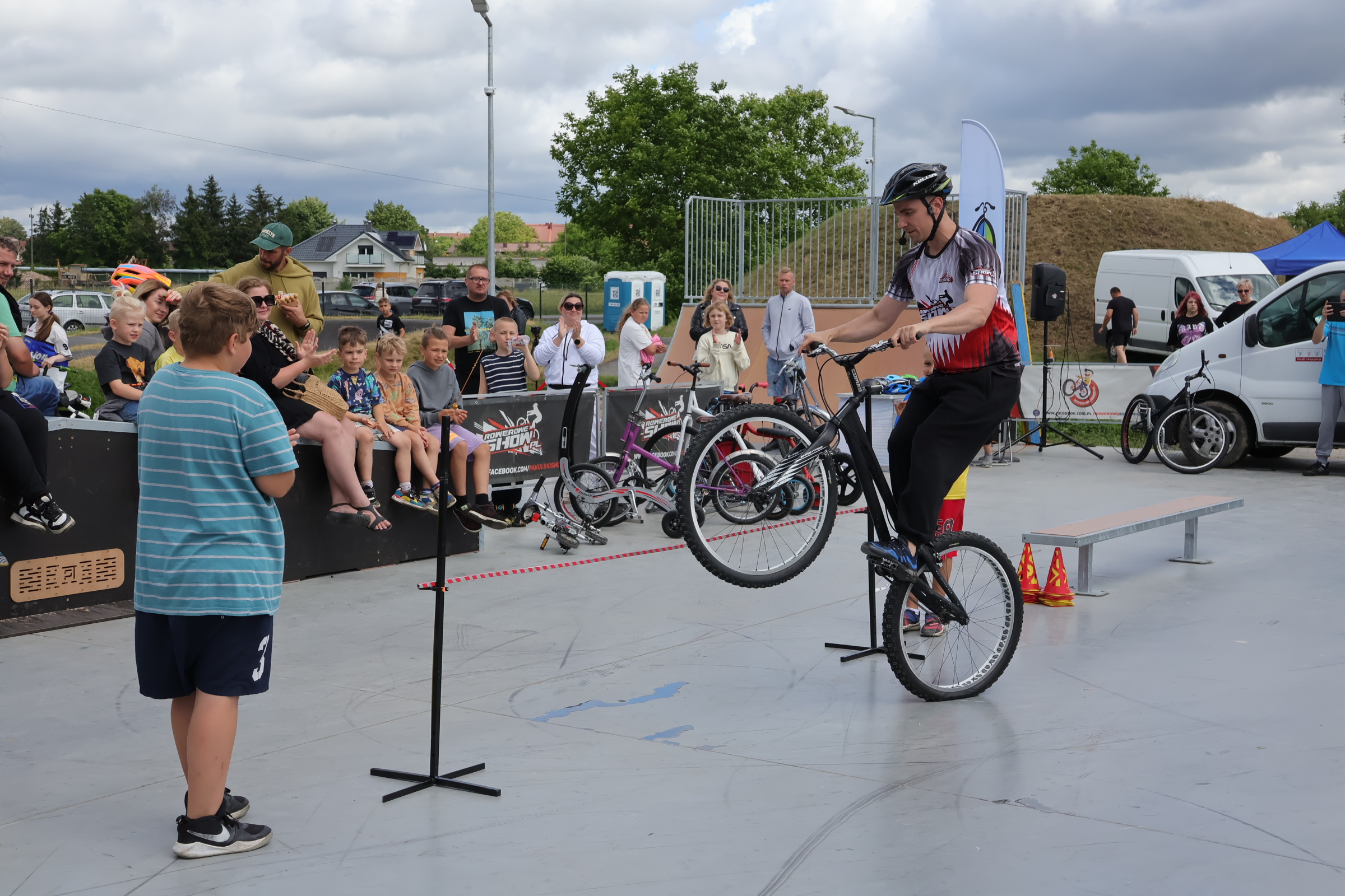 Ilustracja do informacji: Skatepark już otwarty!