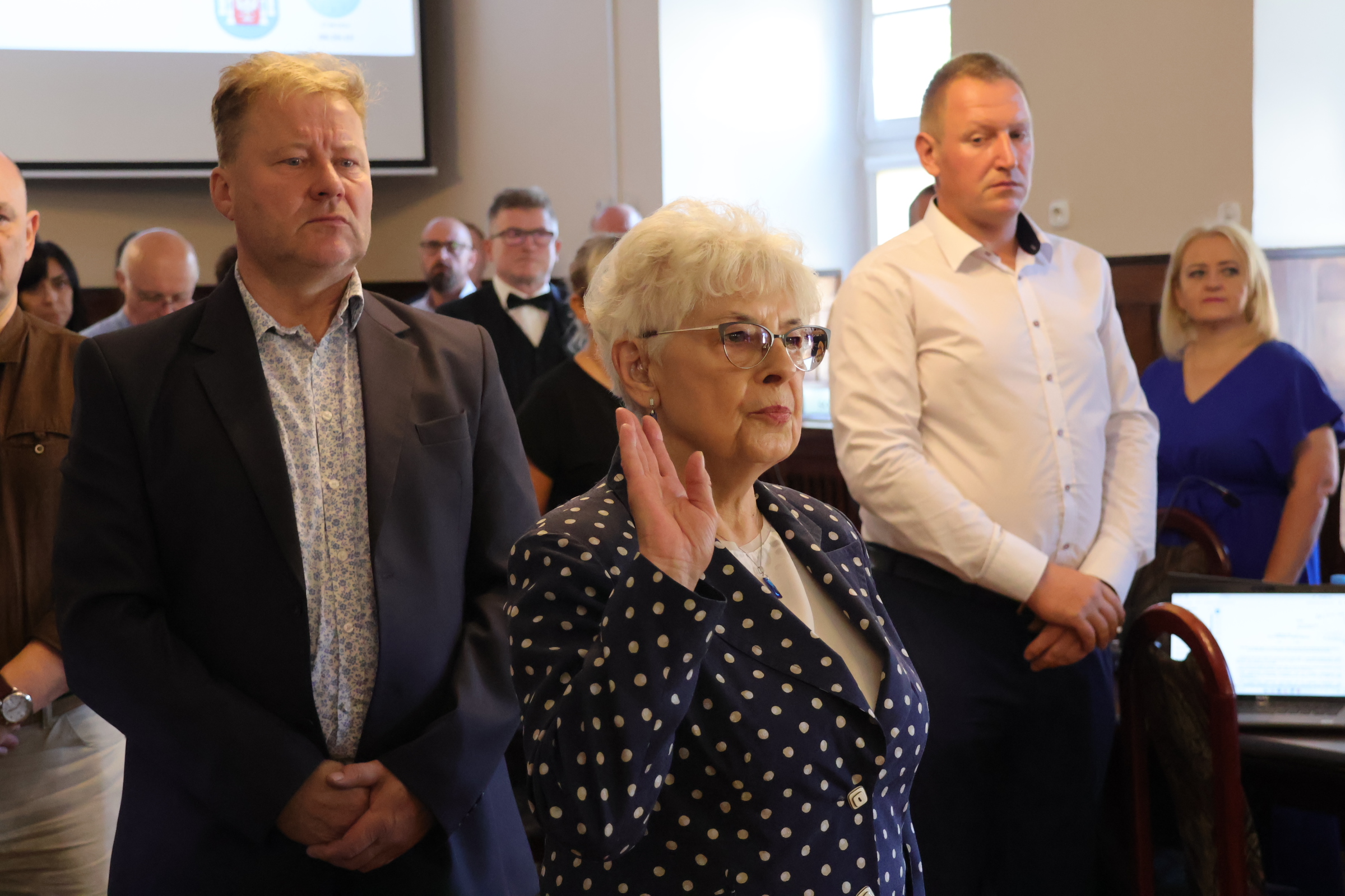 Ilustracja do informacji: Maria Kijak ponownie została radną 