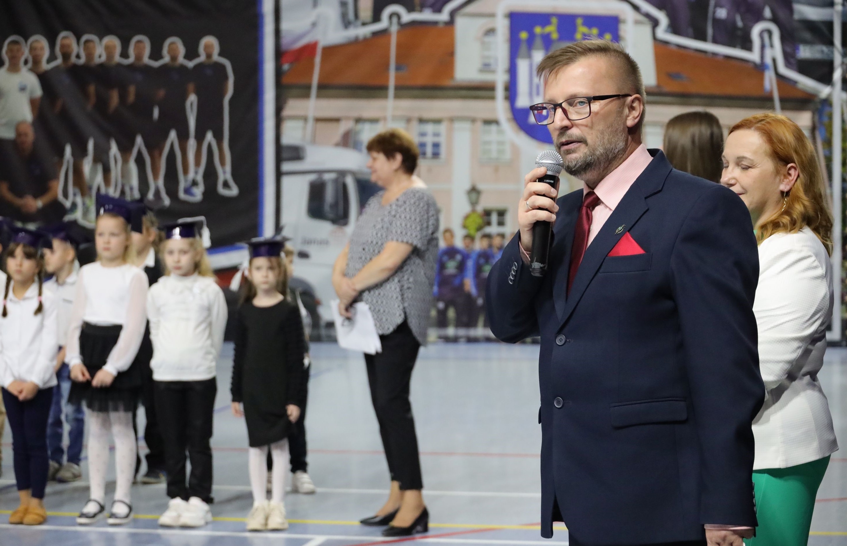 Ilustracja do informacji: Ślubowanie pierwszoklasistów z „Szóstki”