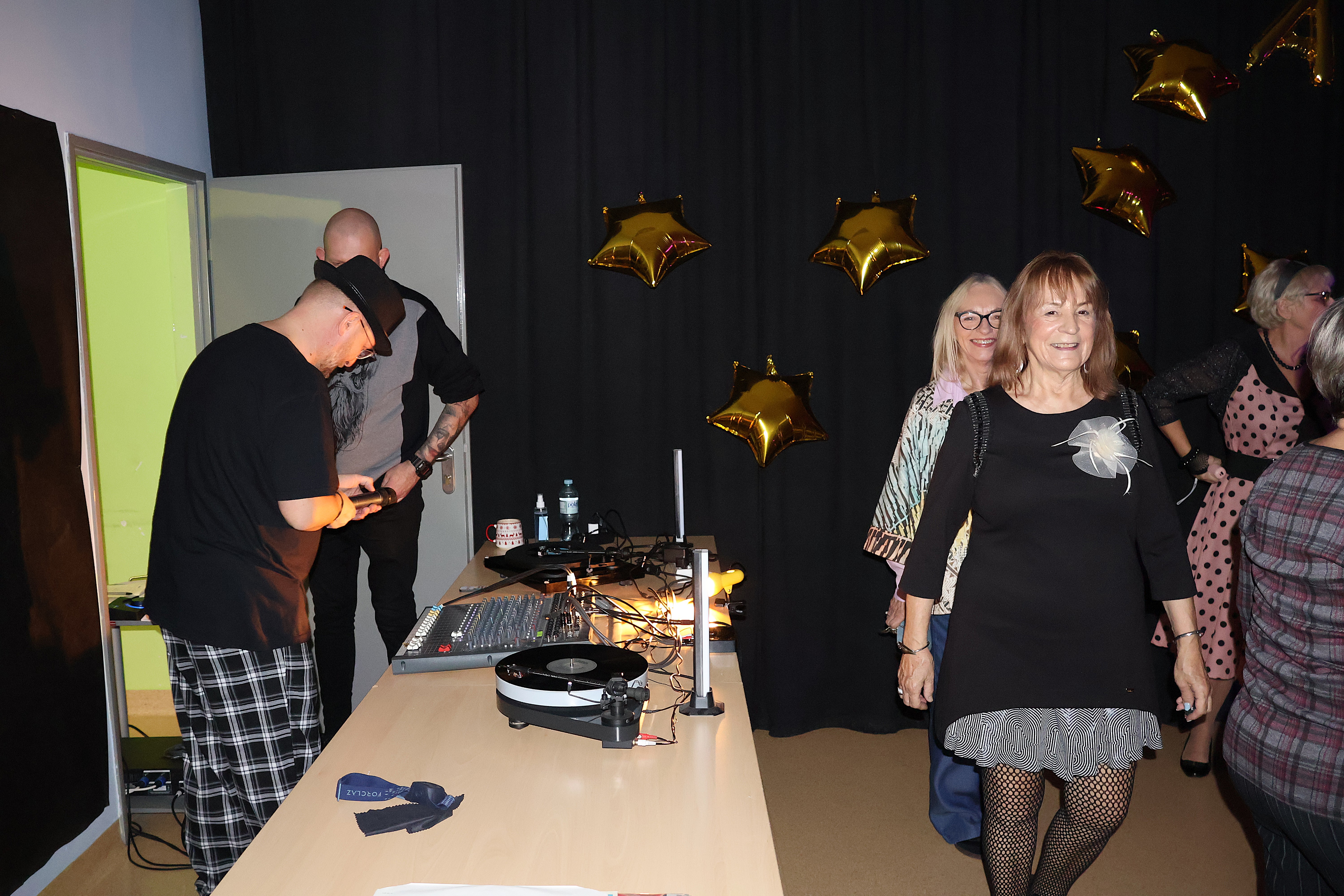 Ilustracja do informacji: Andrzejkowa zabawa Seniorów