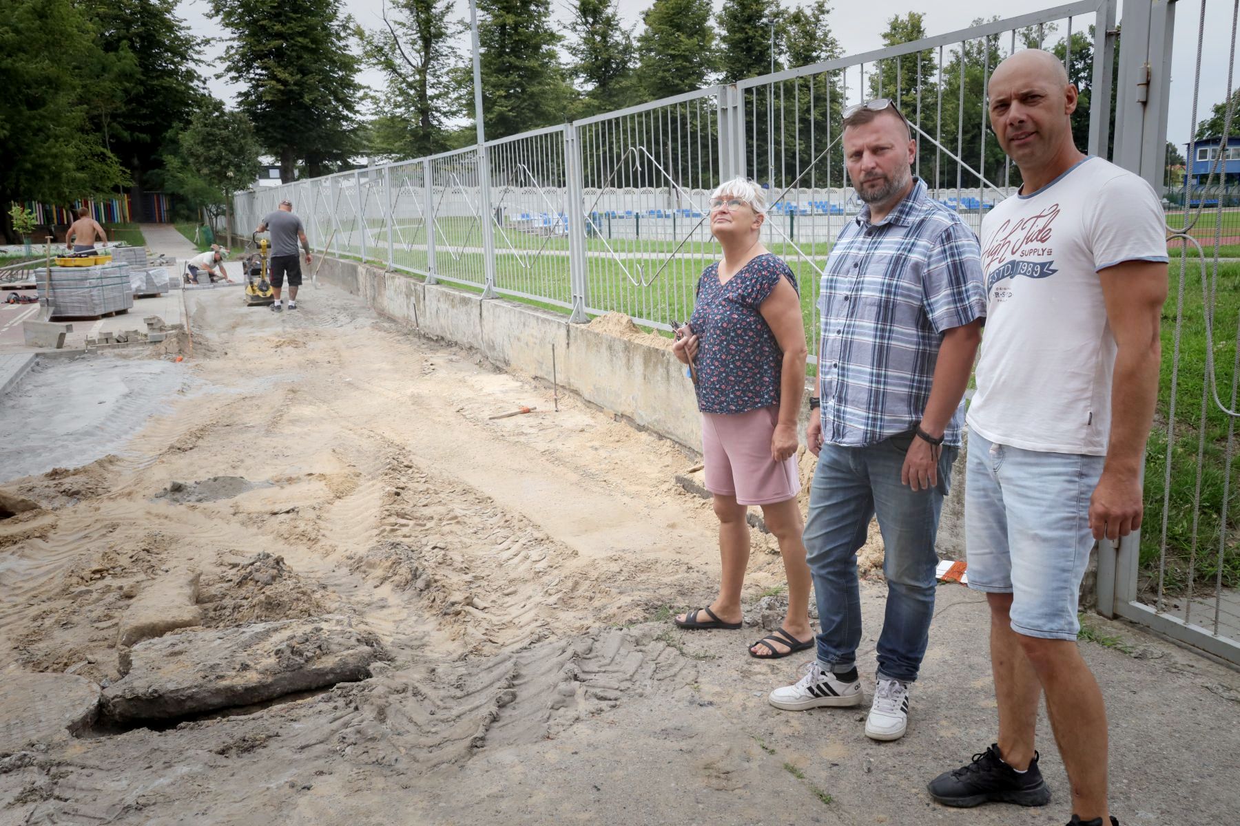 Ilustracja do informacji: Remont dziedzińca w „dwójce”