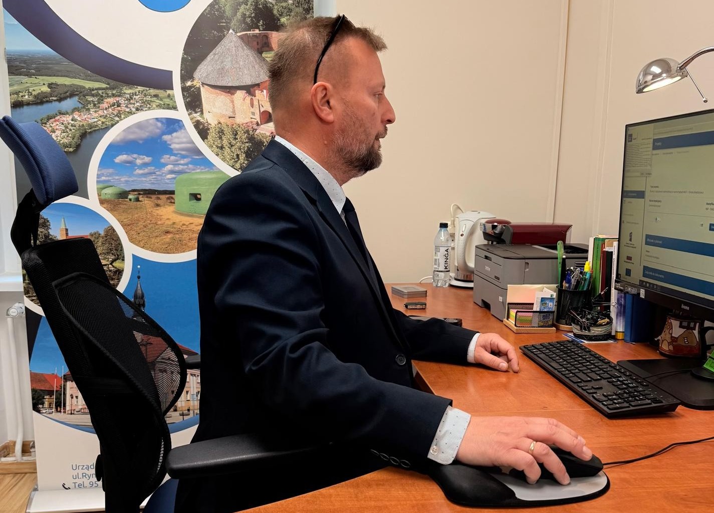 Ilustracja do informacji: Mamy to! Ponad 2,5 mln zł na rozwój oświaty!