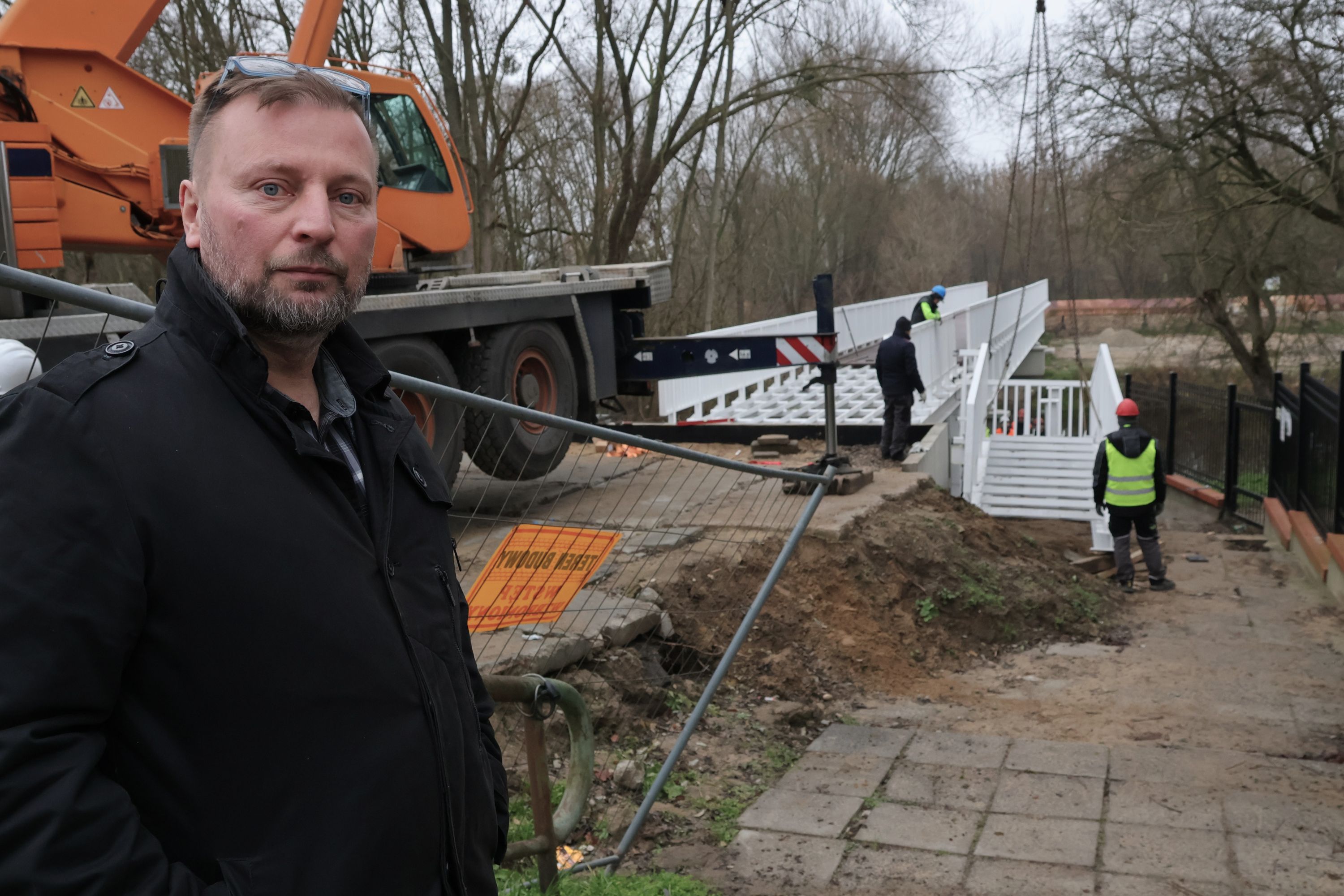 Ilustracja do informacji: Maraton zaczął się od mostu