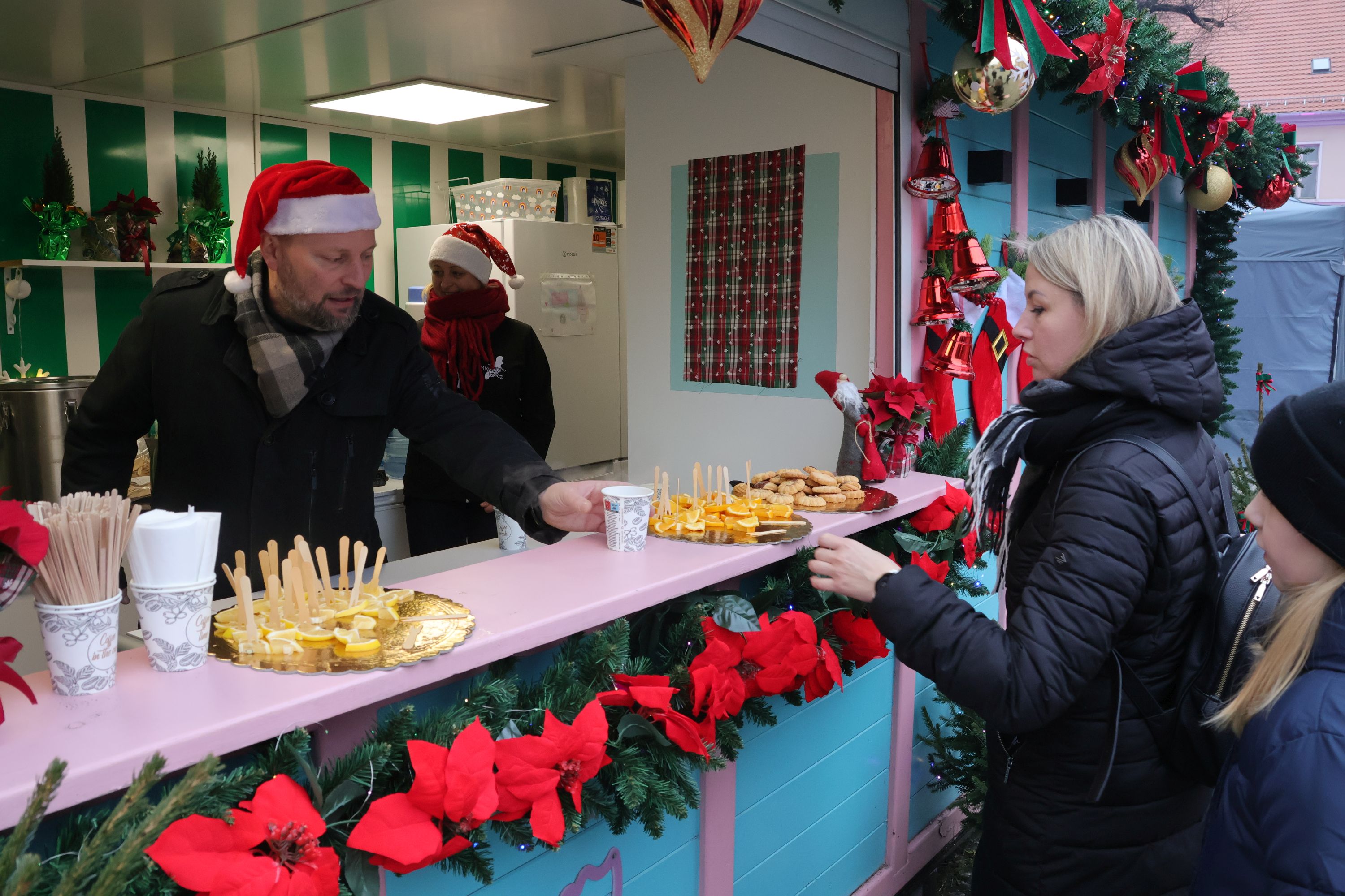 Ilustracja do informacji: Magia Świąt Bożego Narodzenia na Jarmarku Mikołajkowym