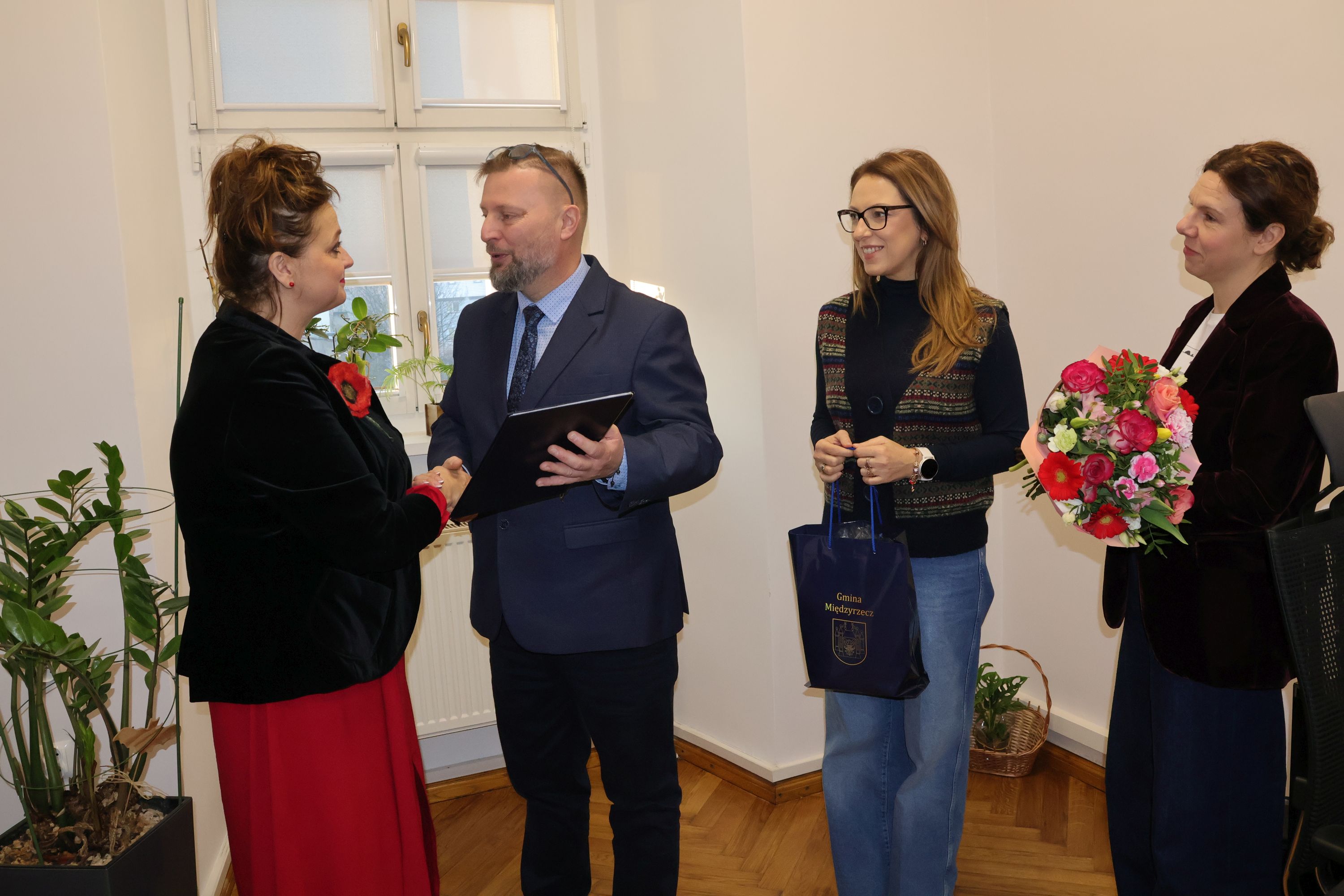 Ilustracja do informacji: Podziękowania za 30 lat pracy