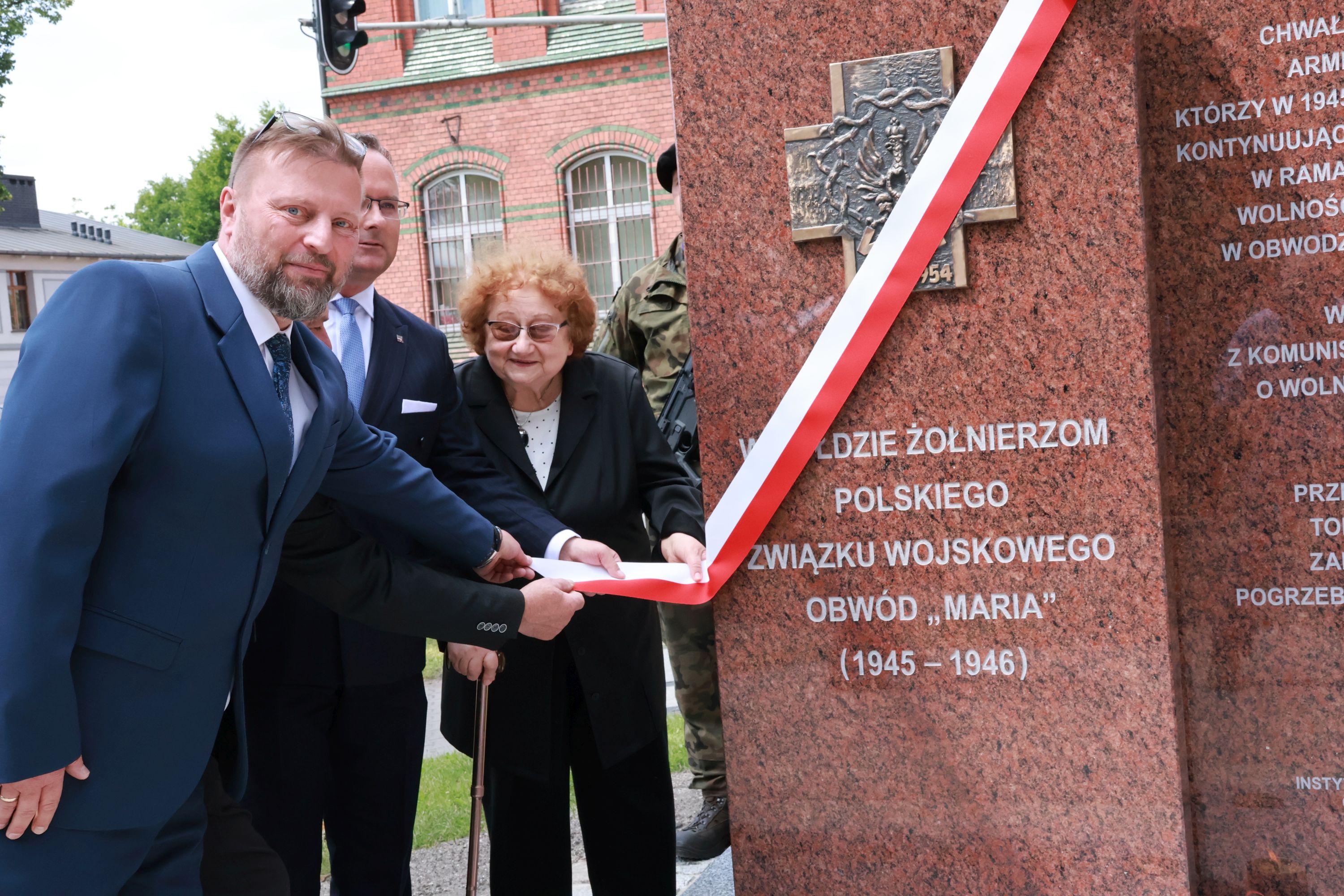 Ilustracja do informacji: Odsłonięcie pomnika żołnierzy PZW Obwód „Maria”