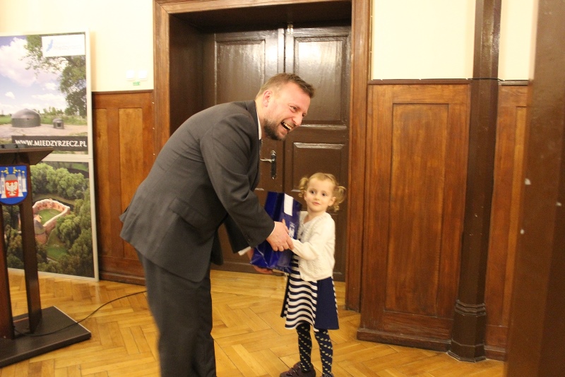 Miniatura zdjęcia: Rozstrzygnięcie konkursu plastycznego „Święta w Międzyrzeczu”