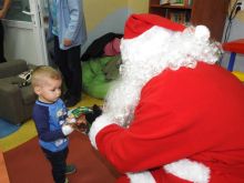 Miniatura zdjęcia: Mikołaj z wizytą w międzyrzeckim szpitalu