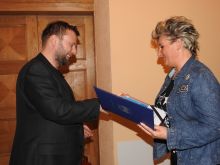 Miniatura zdjęcia: Nagrody w konkursie na najładniej przystrojony dom i balkon wręczone