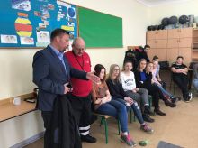 Miniatura zdjęcia: Burmistrz odwiedził dzieci i młodzież spędzające ferie w szkołach