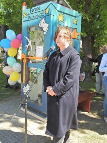 Miniatura zdjęcia: Budka z książkami przy ratuszu