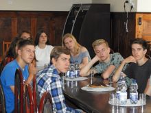 Miniatura zdjęcia: Wizyta młodzieży polsko-holenderskiej w ratuszu