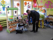 Miniatura zdjęcia: Burmistrz z wizytą u przedszkolaków
