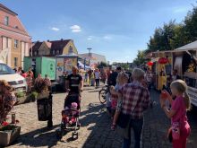 Miniatura zdjęcia: Festiwal Światła i I Zlot Foodtrucków w Międzyrzeczu